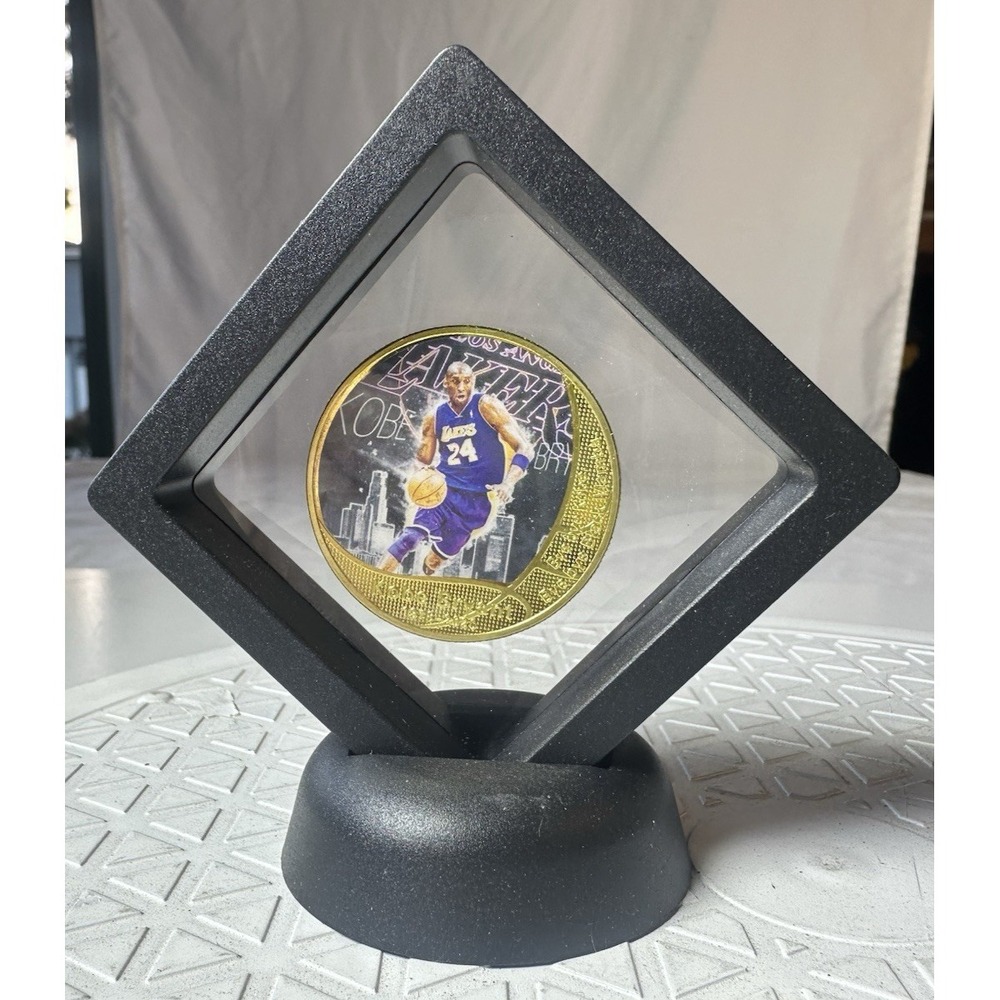 KOBE BRYANT 24KT GOLD PLATED COIN WITH 3D DISPLAY CASE MINT NEW!